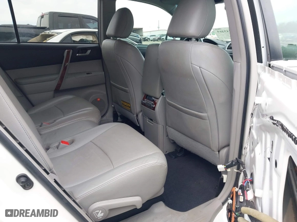 2012 Toyota Highlander Limited with VIN 5TDYK3EHXCS067476, listed as a IAAI auction lot 41345469 with 170,504 mi miles. Bid and sale history available at carsss.com. Image 8.