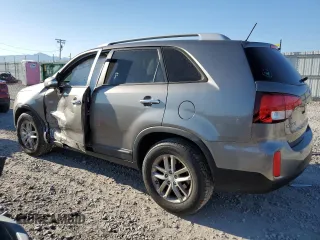 2015 Kia Sorento LX with VIN 5XYKTCA62FG553241, listed as a Copart auction lot 63817065 with 183,606 mi miles and Salvage title. Bid and sale history available at DreamBid. Image 2.