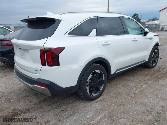 2025 Kia Sorento Hybrid SX Prestige with VIN KNDRKDJG8S5287565, listed as a IAAI auction lot 41907633 with 15,327 mi miles. Bid and sale history available at carsss.com. Image 4.
