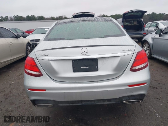 2020 Mercedes-Benz E-Class E 350 with VIN WDDZF8EB5LA733034, listed as a IAAI auction lot 41542745 with 25,324 mi miles. Bid and sale history available at carsss.com. Image 16.