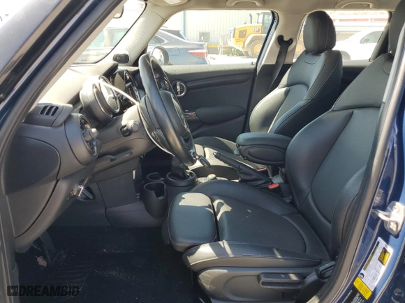 2018 MINI Hardtop 4 Door Cooper with VIN WMWXU1C5XJ2F81223, listed as a Copart auction lot 68828804 with 45,477 mi miles and Clean Title. Bid and sale history available at carsss.com. Image 7.