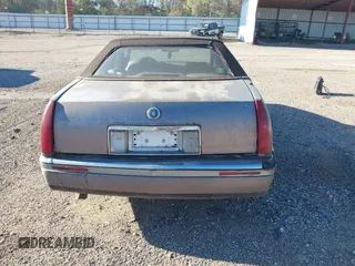 1992 Cadillac Seville z VIN 1G6EL13B2N0612154, wystawiony jako IAAI lot #41757101 z przebiegiem Nie podano mil oraz . Historia ofert i sprzedaży dostępna na DreamBid. Obrazek 16.
