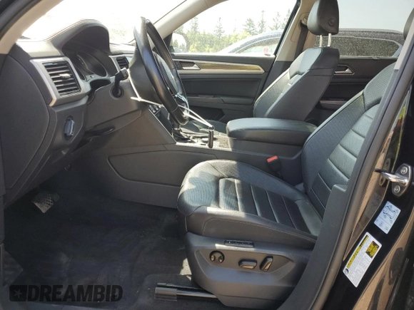 2018 Volkswagen Atlas SEL with VIN 1V2MR2CA5JC530812, listed as a Copart auction lot 60638135 with 260,790 mi miles and Salvage title. Bid and sale history available at DreamBid. Image 7.