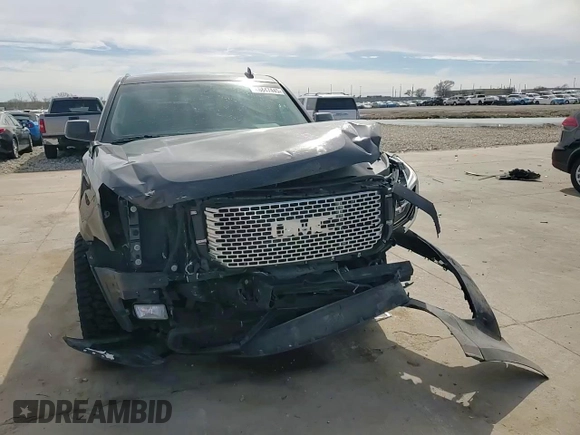 2016 GMC Yukon SLE with VIN 1GKS2AKC2GR240564, listed as a Copart auction lot 46847445 with 134,986 mi miles and Salvage Title. Bid and sale history available at carsss.com. Image 14.