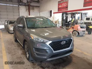 2019 Hyundai Tucson SEL with VIN KM8J33AL0KU901768, listed as a IAAI auction lot 41720991 with 86,938 mi miles. Bid and sale history available at carsss.com. Image 1.