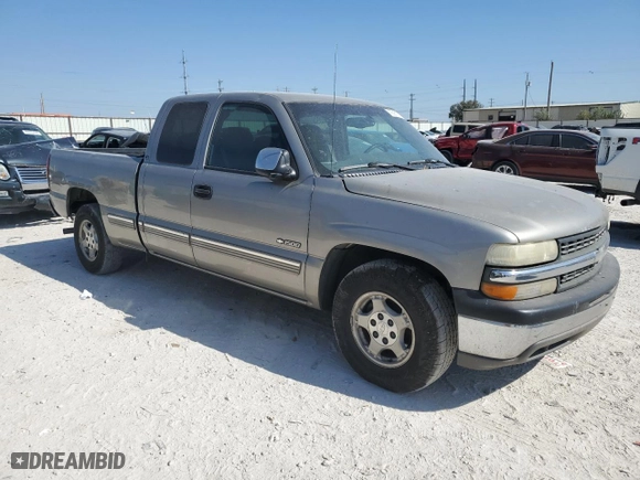 2000 Chevrolet Silverado 1500 LS with VIN 2GCEC19T8Y1399661, listed as a Copart auction lot 76661874 with 328,468 mi miles and Clean Title. Bid and sale history available at carsss.com. Image 4.