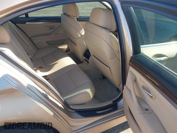 2013 BMW 5 Series 528i with VIN WBAXG5C52DDY33728, listed as a IAAI auction lot 41713841 with 105,963 mi miles and . Bid and sale history available at carsss.com. Image 8.