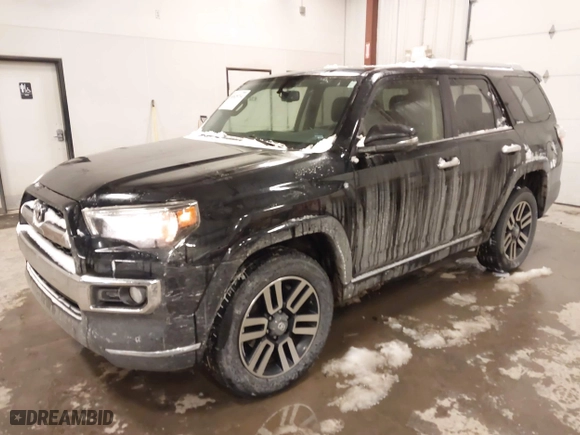 2018 Toyota 4Runner SR5 with VIN JTEBU5JRXJ5562513, listed as a IAAI auction lot 41629714 with 140,550 mi miles. Bid and sale history available at carsss.com. Image 17.