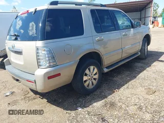2006 Mercury Mountaineer with VIN 4M2EU37E26UJ24859, listed as a IAAI auction lot 41724224 with 284,499 mi miles. Bid and sale history available at carsss.com. Image 4.