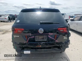 2018 Volkswagen Tiguan SEL with VIN 3VV2B7AX6JM017523, listed as a Copart auction lot 56386545 with 42,620 mi miles and Salvage title. Bid and sale history available at DreamBid. Image 6.