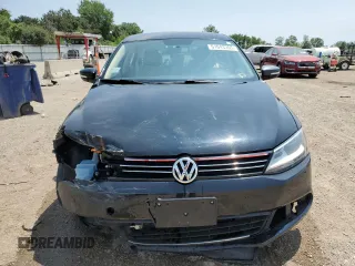 2013 Volkswagen Jetta SE with VIN 3VWDX7AJ4DM257210, listed as a Copart auction lot 61043365 with 85,166 mi miles and Salvage title. Bid and sale history available at DreamBid. Image 5.