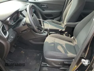 2020 Chevrolet Trax LS with VIN 3GNCJKSB5LL340070, listed as a Copart auction lot 59319985 with 61,209 mi miles and Salvage title. Bid and sale history available at DreamBid. Image 7.