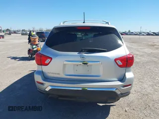 2018 Nissan Pathfinder SV with VIN 5N1DR2MN1JC660200, listed as a IAAI auction lot 41868462 with 134,809 mi miles. Bid and sale history available at carsss.com. Image 16.