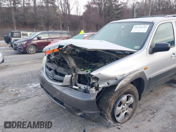 2004 Mazda Tribute ES with VIN 4F2CZ96154KM18832, listed as a IAAI auction lot 41376325 with 176,566 mi miles and . Bid and sale history available at carsss.com. Image 6.