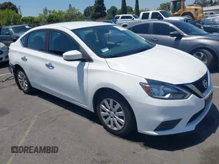 2017 Nissan Sentra S z VIN 3N1AB7AP3HY285039, wystawiony jako IAAI lot #42654484 z przebiegiem 62 654 mil mil oraz . Historia ofert i sprzedaży dostępna na DreamBid. Obrazek 1.