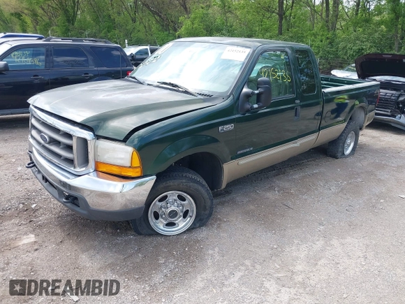 2000 Ford Super Duty F-250 XL with VIN 1FTNX21F9YED75853, listed as a IAAI auction lot 42152135 with 212,078 mi miles. Bid and sale history available at carsss.com. Image 2.