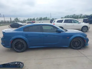2020 Dodge Charger Scat Pack with VIN 2C3CDXGJ5LH185742, listed as a IAAI auction lot 40755140 with 1 mi miles. Bid and sale history available at carsss.com. Image 13.