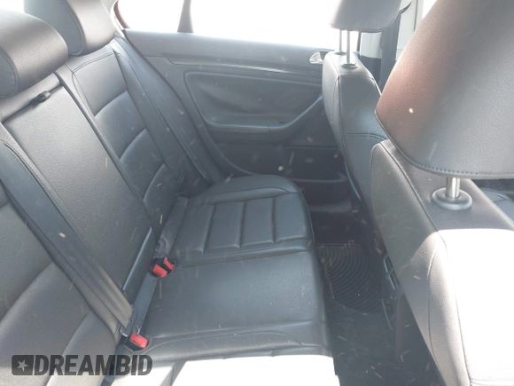 2010 Volkswagen Jetta Wolfsburg Edition с VIN 3VWRJ7AJ7AM057831, выставлен на аукционе IAAI как лот 42701174 с пробегом 102 158 миль миль и . История ставок и продаж доступна на DreamBid. Изображение 8.