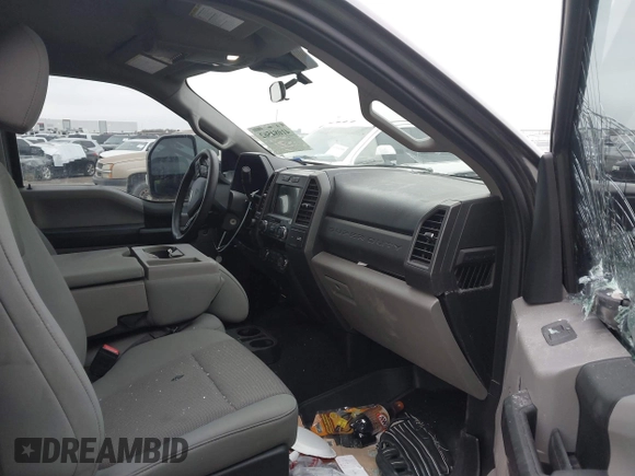 2020 Ford F-250 XL with VIN 1FT7W2BN3LEC87164, listed as a IAAI auction lot 41084562 with 61,351 mi miles and . Bid and sale history available at DreamBid. Image 5.