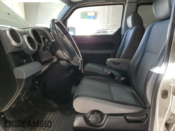 2003 Honda Element EX with VIN 5J6YH27673L050960, listed as a Copart auction lot 81118014 with 123,472 mi miles and Clean Title. Bid and sale history available at DreamBid. Image 7.