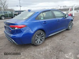 2020 Toyota Corolla XSE with VIN JTDT4RCE6LJ039073, listed as a IAAI auction lot 41701072 with 99,988 mi miles. Bid and sale history available at carsss.com. Image 4.