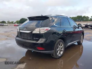 2012 Lexus RX 350 z VIN 2T2ZK1BA6CC086076, wystawiony jako IAAI lot #42078522 z przebiegiem 165 568 mil mil oraz . Historia ofert i sprzedaży dostępna na DreamBid. Obrazek 4.