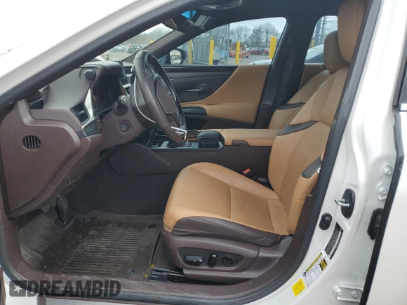 2021 Lexus ES 350 z VIN 58ADZ1B13MU103340, wystawiony jako Copart lot #47973735 z przebiegiem 29 539 mil mil oraz Szkoda całkowita • Salvage title. Historia ofert i sprzedaży dostępna na DreamBid. Obrazek 7.