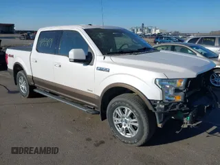 2016 Ford F-150 XLT with VIN 1FTEW1EP0GKD77457, listed as a IAAI auction lot 41843484 with 121,147 mi miles. Bid and sale history available at carsss.com. Image 1.