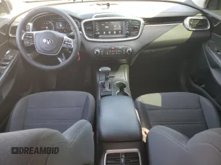 2020 Kia Sorento L with VIN 5XYPG4A38LG639784, listed as a Copart auction lot 46235825 with 234,048 mi miles and Salvage Title. Bid and sale history available at DreamBid. Image 8.