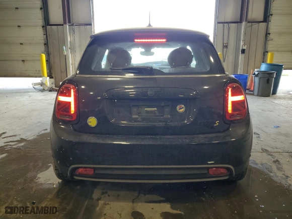 2023 MINI Hardtop 2 Door Cooper SE Signature with VIN WMW13DJ00P2T90613, listed as a Copart auction lot 71626914 with 19,681 mi miles and Salvage Title. Bid and sale history available at carsss.com. Image 6.