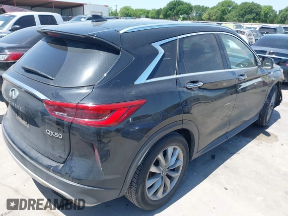 2019 Infiniti QX50 Luxe with VIN 3PCAJ5M13KF130893, listed as a IAAI auction lot 42023240 with 58,612 mi miles and . Bid and sale history available at DreamBid. Image 4.