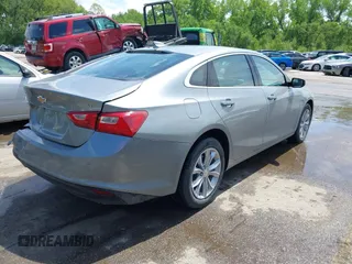 2025 Chevrolet Malibu LT with VIN 1G1ZD5ST7SF135128, listed as a IAAI auction lot 42174305 with 12,007 mi miles and . Bid and sale history available at DreamBid. Image 4.