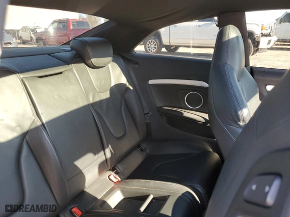 2008 Audi S5 with VIN WAURV78T08A035687, listed as a Copart auction lot 81919364 with 132,296 mi miles and Salvage Title. Bid and sale history available at carsss.com. Image 10.