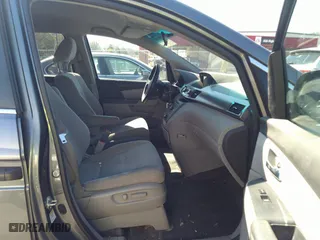 2014 Honda Odyssey LX with VIN 5FNRL5H24EB025817, listed as a IAAI auction lot 41904759 with 161,523 mi miles. Bid and sale history available at carsss.com. Image 5.