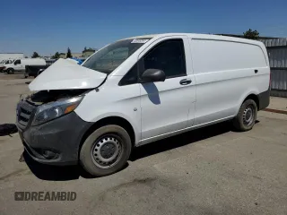 2022 Mercedes-Benz Metris Cargo with VIN W1YV0BEY8N3953895, listed as a Copart auction lot 68349264 with 32,200 mi miles and Salvage Title. Bid and sale history available at carsss.com. Image 1.