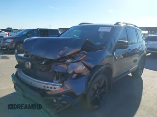 2019 Honda Passport Elite z VIN 5FNYF8H07KB015720, wystawiony jako IAAI lot #41221298 z przebiegiem 65 747 mil mil oraz . Historia ofert i sprzedaży dostępna na DreamBid. Obrazek 19.