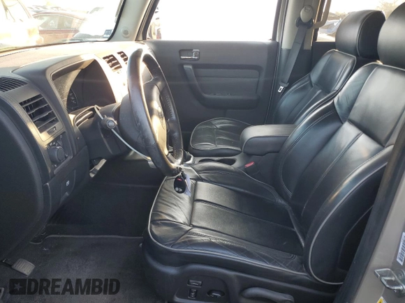 2006 Hummer H3 with VIN 5GTDN136X68177988, listed as a Copart auction lot 79290064 with 247,270 mi miles and Clean Title. Bid and sale history available at carsss.com. Image 7.