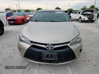 2017 Toyota Camry XLE z VIN 4T1BF1FK3HU630357, wystawiony jako Copart lot #60201805 z przebiegiem 162 740 mil mil oraz Szkoda całkowita • Salvage title. Historia ofert i sprzedaży dostępna na DreamBid. Obrazek 5.