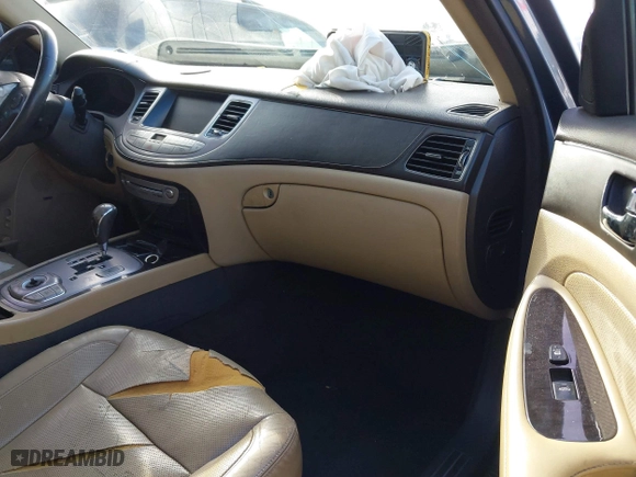 2011 Hyundai Genesis with VIN KMHGC4DE1BU122330, listed as a IAAI auction lot 41815887 with 163,948 mi miles. Bid and sale history available at carsss.com. Image 5.