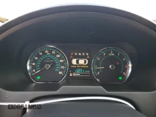 2015 Jaguar XF V6 Portfolio with VIN SAJWJ0FFXF8U60040, listed as a Copart auction lot 52912695 with 112,618 mi miles and Salvage Title. Bid and sale history available at carsss.com. Image 9.