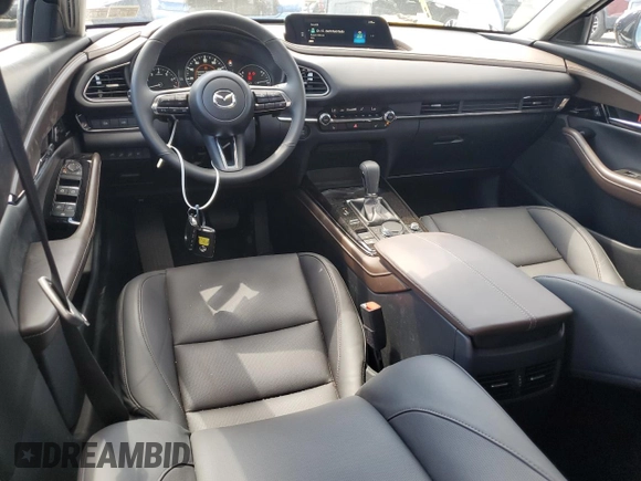 2025 Mazda CX-30 S Premium with VIN 3MVDMBDM5SM807451, listed as a Copart auction lot 56186075 with 379 mi miles and Salvage title. Bid and sale history available at DreamBid. Image 8.
