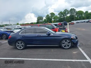 2018 Mercedes-Benz C 300 with VIN 55SWF4JB8JU279005, listed as a IAAI auction lot 42367697 with 197,782 mi miles and . Bid and sale history available at DreamBid. Image 13.