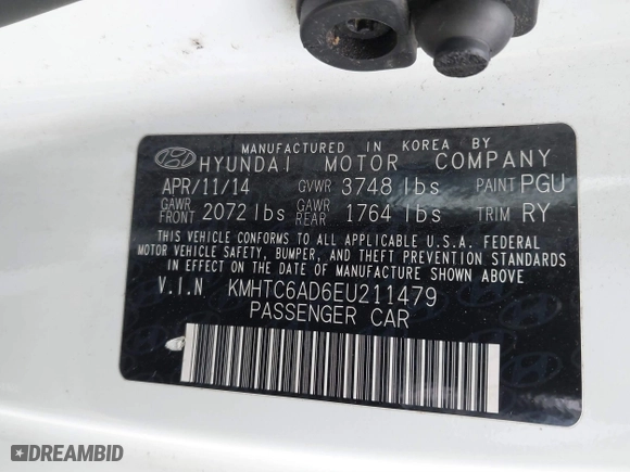 2014 Hyundai Veloster with VIN KMHTC6AD6EU211479, listed as a IAAI auction lot 41196275 with 132,337 mi miles. Bid and sale history available at carsss.com. Image 9.