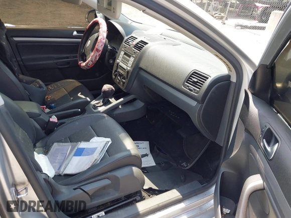 2007 Volkswagen Jetta Wolfsburg Edition with VIN 3VWEF71K37M190751, listed as a IAAI auction lot 42817092 with Not provided miles and . Bid and sale history available at DreamBid. Image 5.