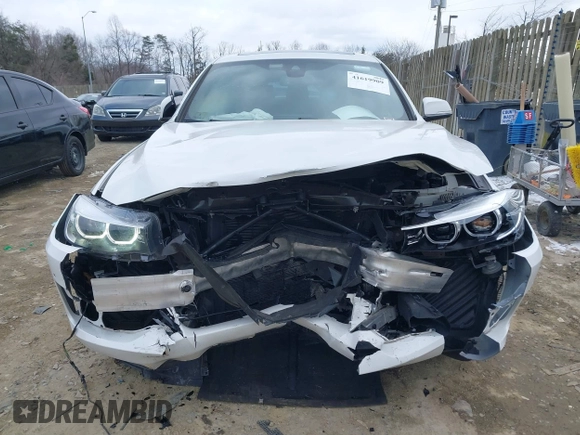 2019 BMW 3 Series 330i xDrive with VIN WBA8Z9C5XKB220819, listed as a IAAI auction lot 41619909 with 46,587 mi miles and . Bid and sale history available at carsss.com. Image 13.