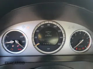 2008 Mercedes-Benz C 300 Sport z VIN WDDGF54X98F061668, wystawiony jako Copart lot #57800775 z przebiegiem 270 781 mil mil oraz Czysty tytuł • Clean title. Historia ofert i sprzedaży dostępna na DreamBid. Obrazek 9.