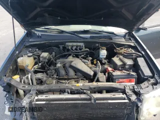 2008 Ford Escape Limited с VIN 1FMCU04158KB99840, выставлен на аукционе Copart как лот 55378655 с пробегом 203 250 миль миль и Списание • Salvage title. История ставок и продаж доступна на DreamBid. Изображение 12.