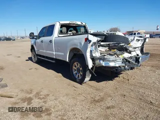 2019 Ford Super Duty F-250 SRW XL with VIN 1FT7W2BT7KED25993, listed as a IAAI auction lot 41400577 with 169,713 mi miles. Bid and sale history available at carsss.com. Image 3.