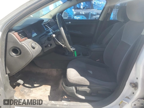 2011 Chevrolet Impala LT Fleet z VIN 2G1WG5EK3B1215367, wystawiony jako Copart lot #52008935 z przebiegiem 122 602 mil mil oraz Czysty tytuł • Clean title. Historia ofert i sprzedaży dostępna na DreamBid. Obrazek 7.