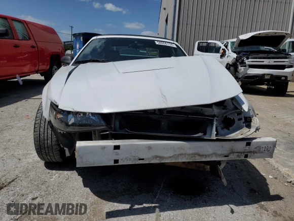 2004 Ford Mustang Deluxe with VIN 1FAFP44484F112788, listed as a Copart auction lot 58056134 with 190,207 mi miles and Non Repairable. Bid and sale history available at carsss.com. Image 5.